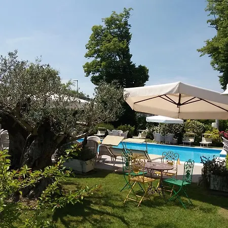 Relais Roncuzzi Ξενοδοχείο