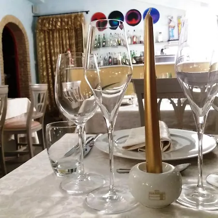 Ξενοδοχείο Relais Roncuzzi Russi