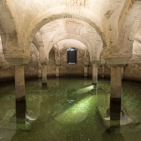 Ξενοδοχείο Relais Roncuzzi Russi
